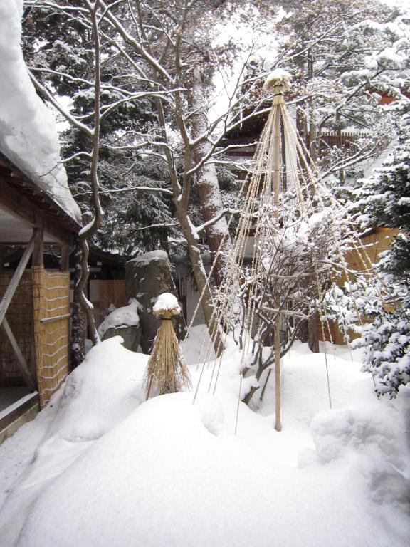 Jinpyokaku Hotel Yamanouchi  Eksteriør billede