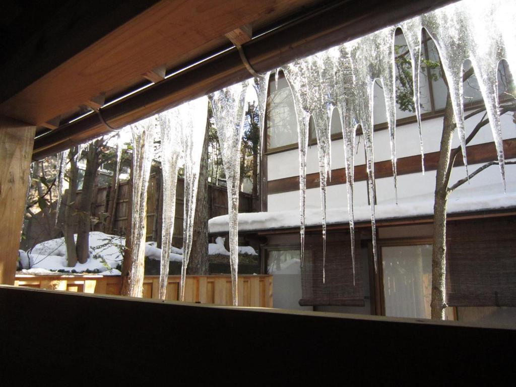 Jinpyokaku Hotel Yamanouchi  Eksteriør billede