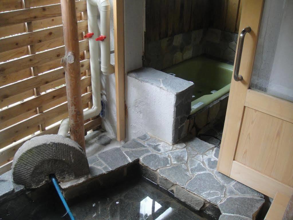 Jinpyokaku Hotel Yamanouchi  Eksteriør billede