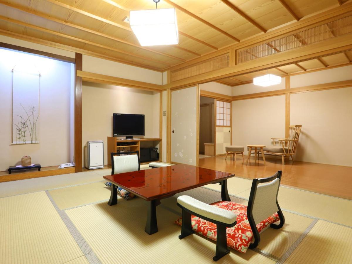 Jinpyokaku Hotel Yamanouchi  Eksteriør billede