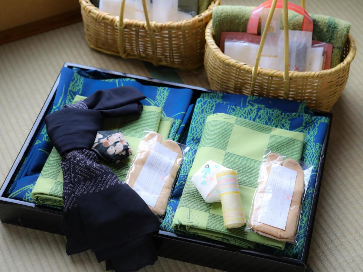 Jinpyokaku Hotel Yamanouchi  Eksteriør billede