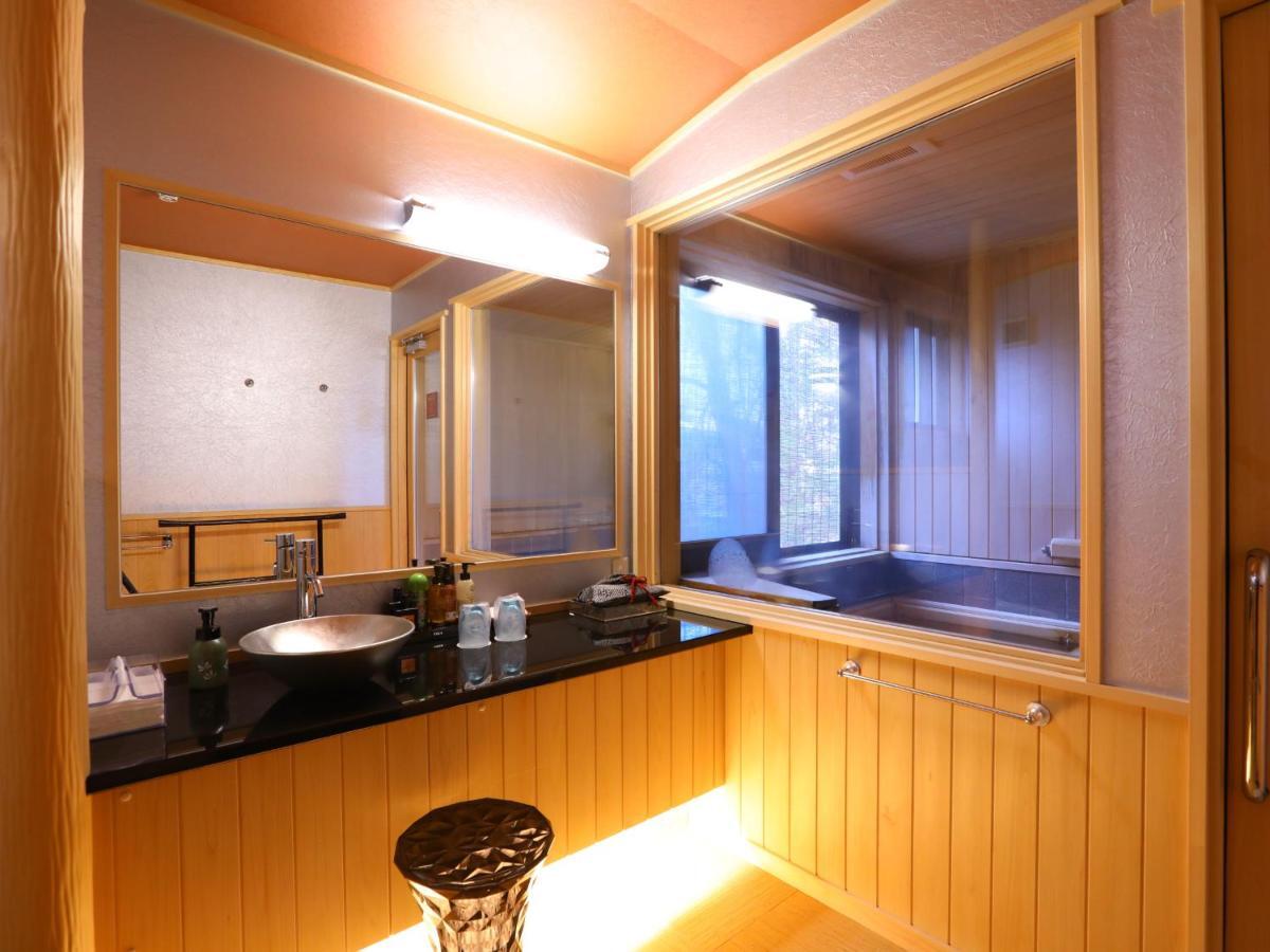 Jinpyokaku Hotel Yamanouchi  Eksteriør billede
